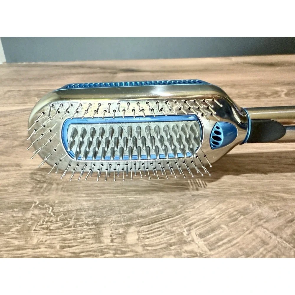 BaByliss PRO CryoCare The Cold Brush Cryotherapy Hair Smoother Clean/Tested